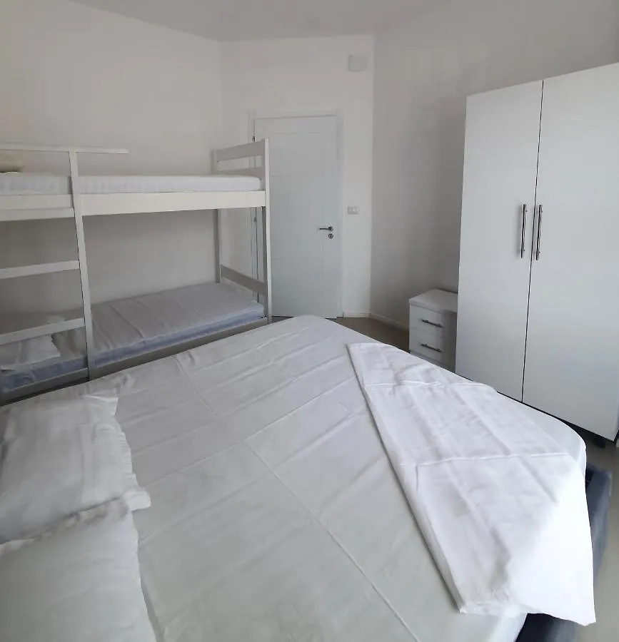 דירות Shëngjin Low Cost Banesa Kosovare 0*,