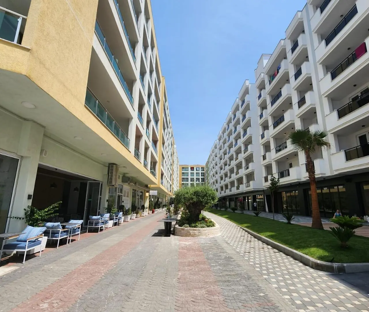 Low Cost Banesa Kosovare Apartment Shengjin